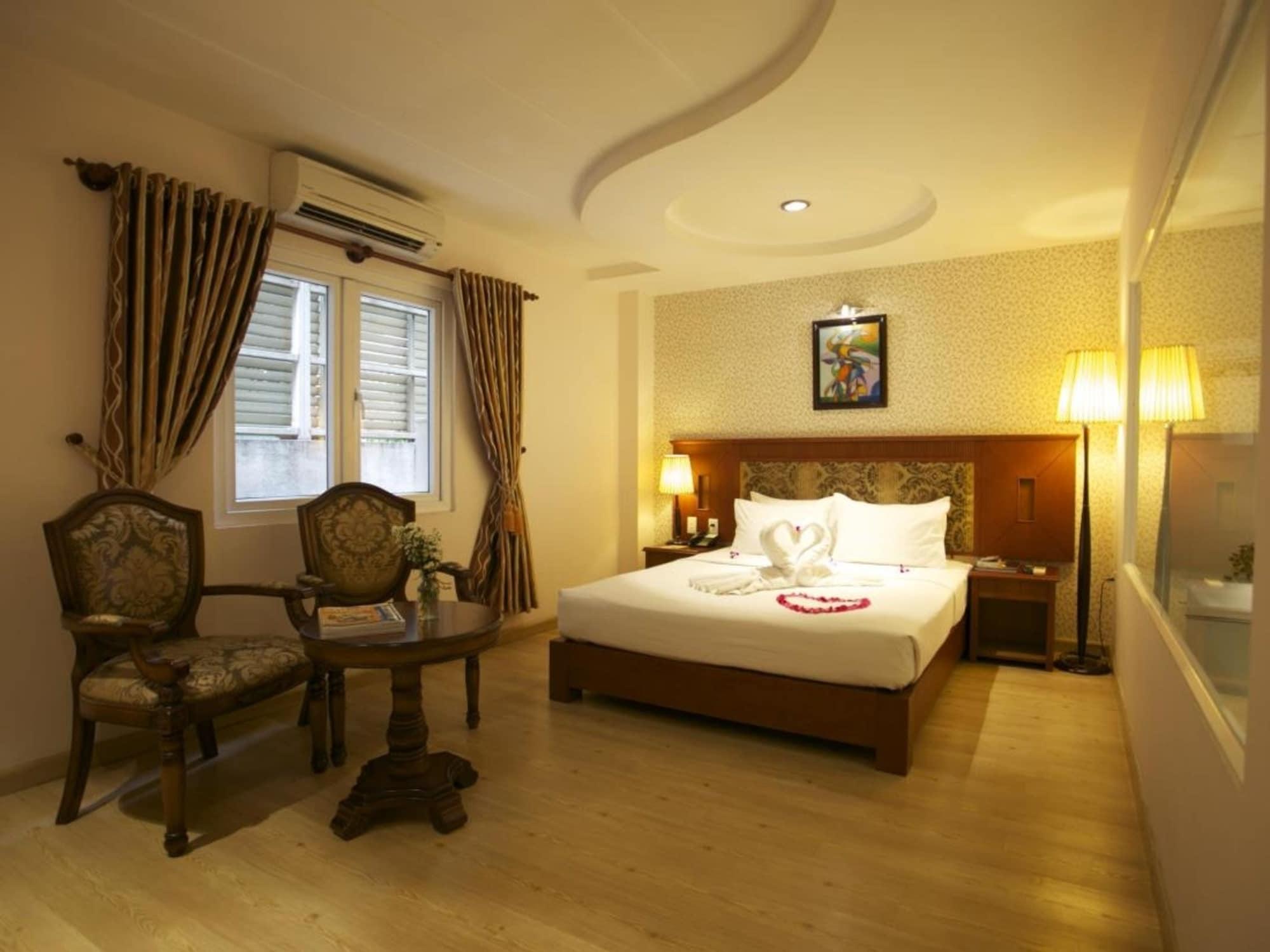 Sky Gem Hotel - Ben Thanh Ho Chi Minh Zewnętrze zdjęcie
