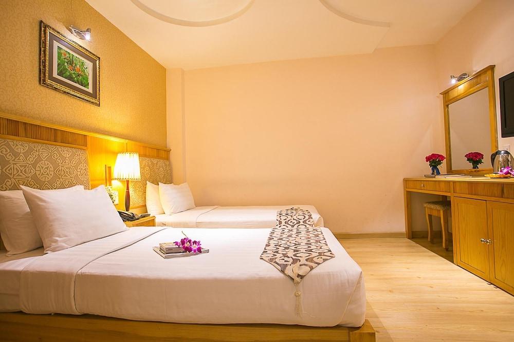 Sky Gem Hotel - Ben Thanh Ho Chi Minh Zewnętrze zdjęcie