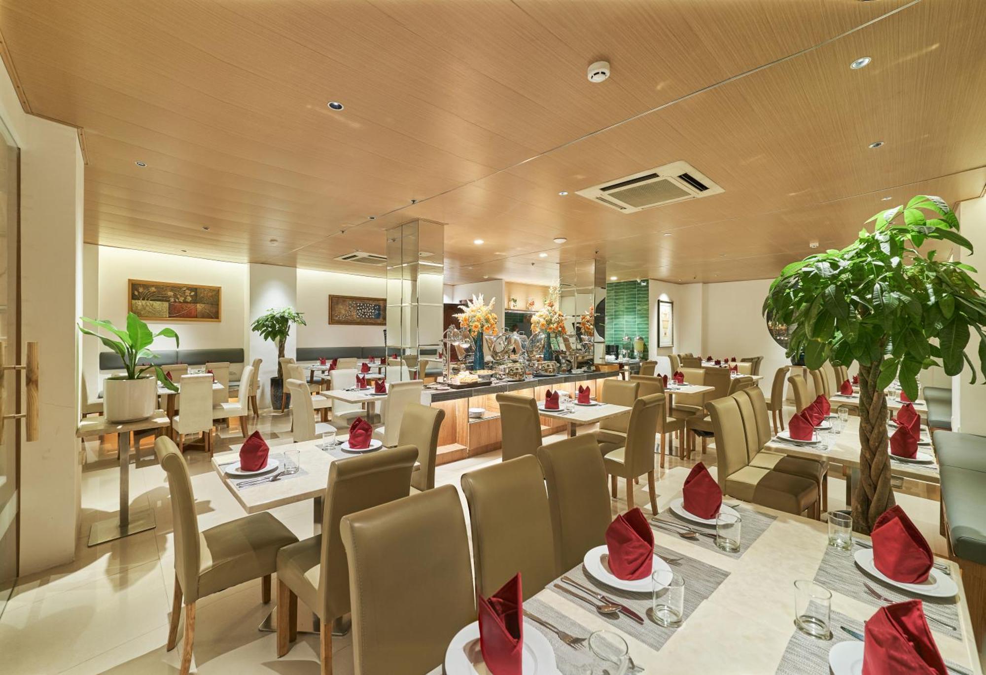 Sky Gem Hotel - Ben Thanh Ho Chi Minh Zewnętrze zdjęcie