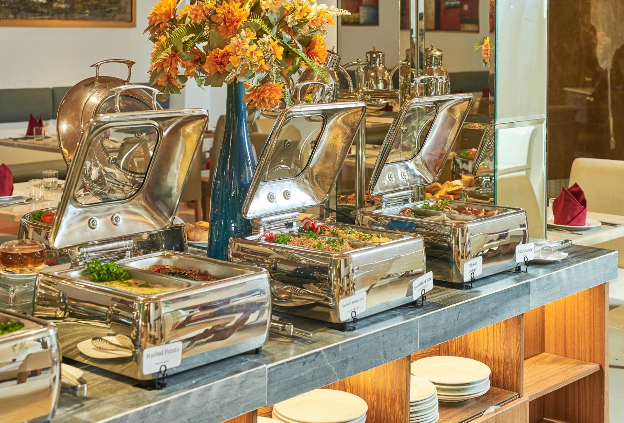 Sky Gem Hotel - Ben Thanh Ho Chi Minh Zewnętrze zdjęcie