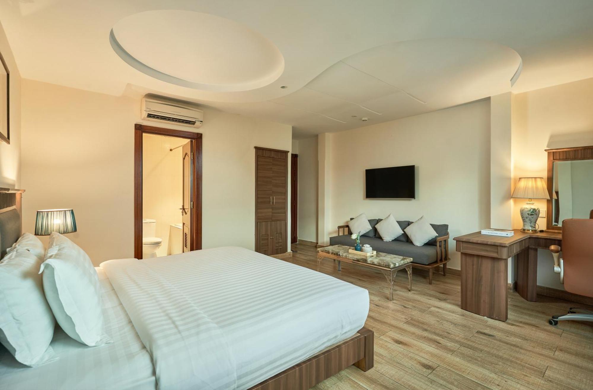 Sky Gem Hotel - Ben Thanh Ho Chi Minh Zewnętrze zdjęcie