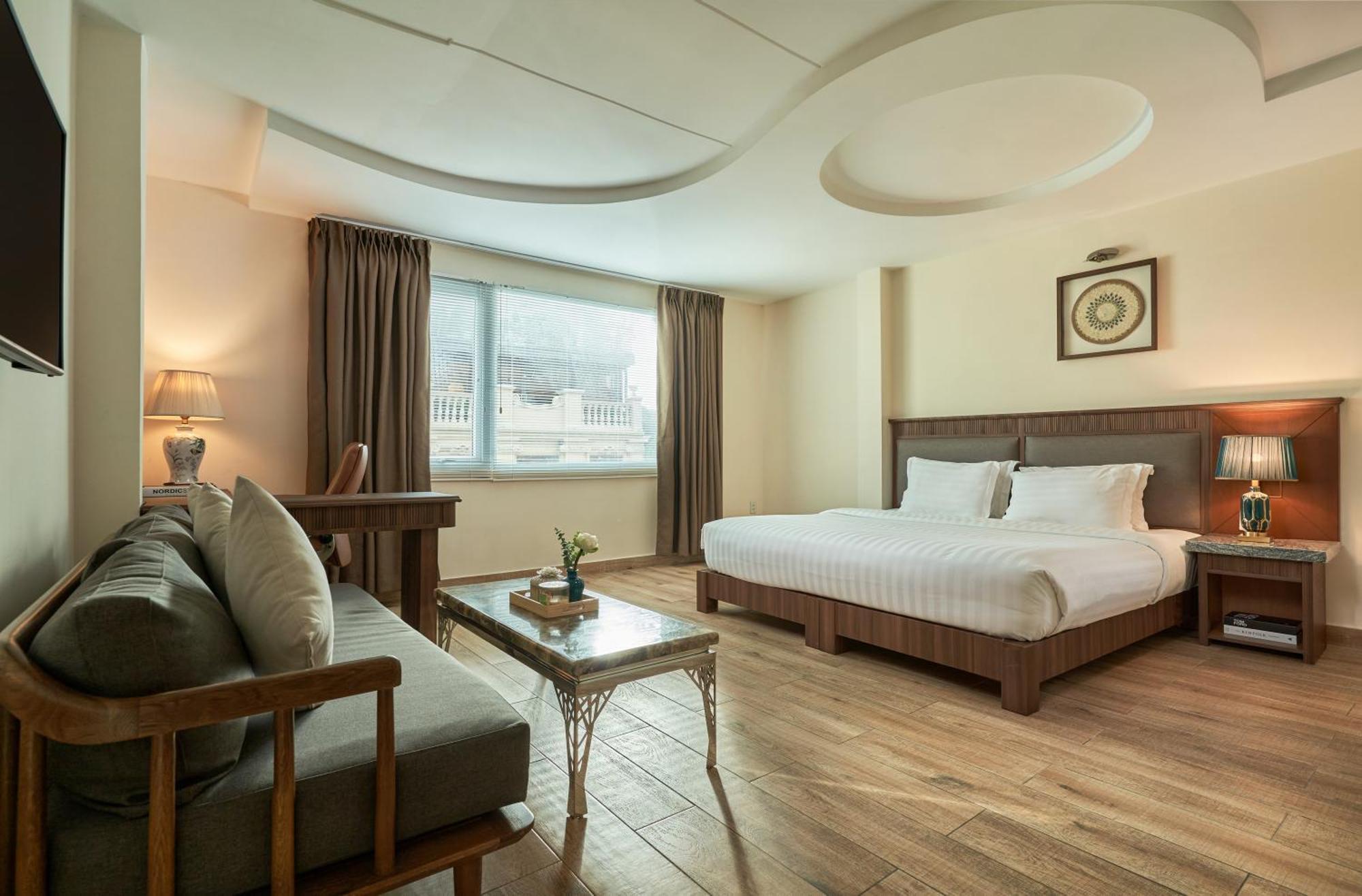 Sky Gem Hotel - Ben Thanh Ho Chi Minh Zewnętrze zdjęcie