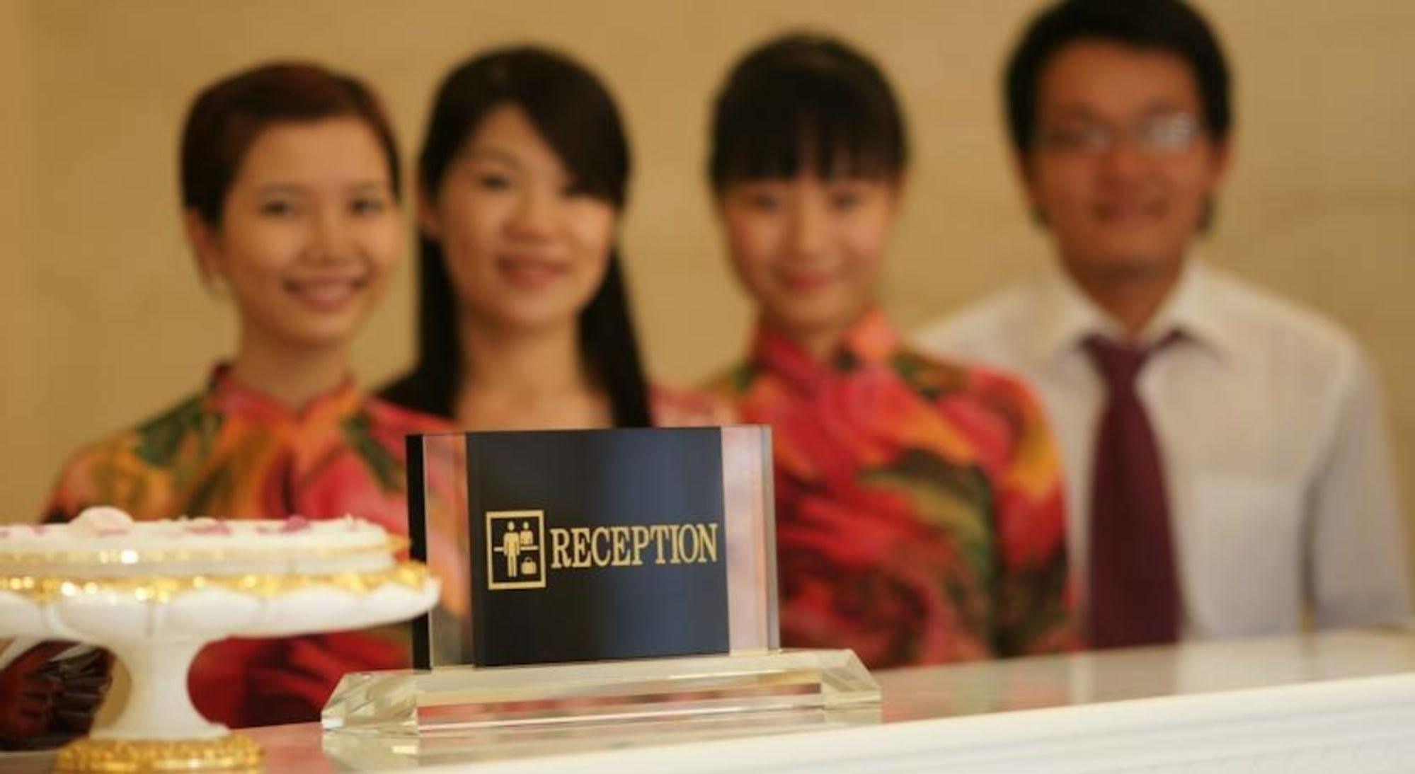 Sky Gem Hotel - Ben Thanh Ho Chi Minh Zewnętrze zdjęcie
