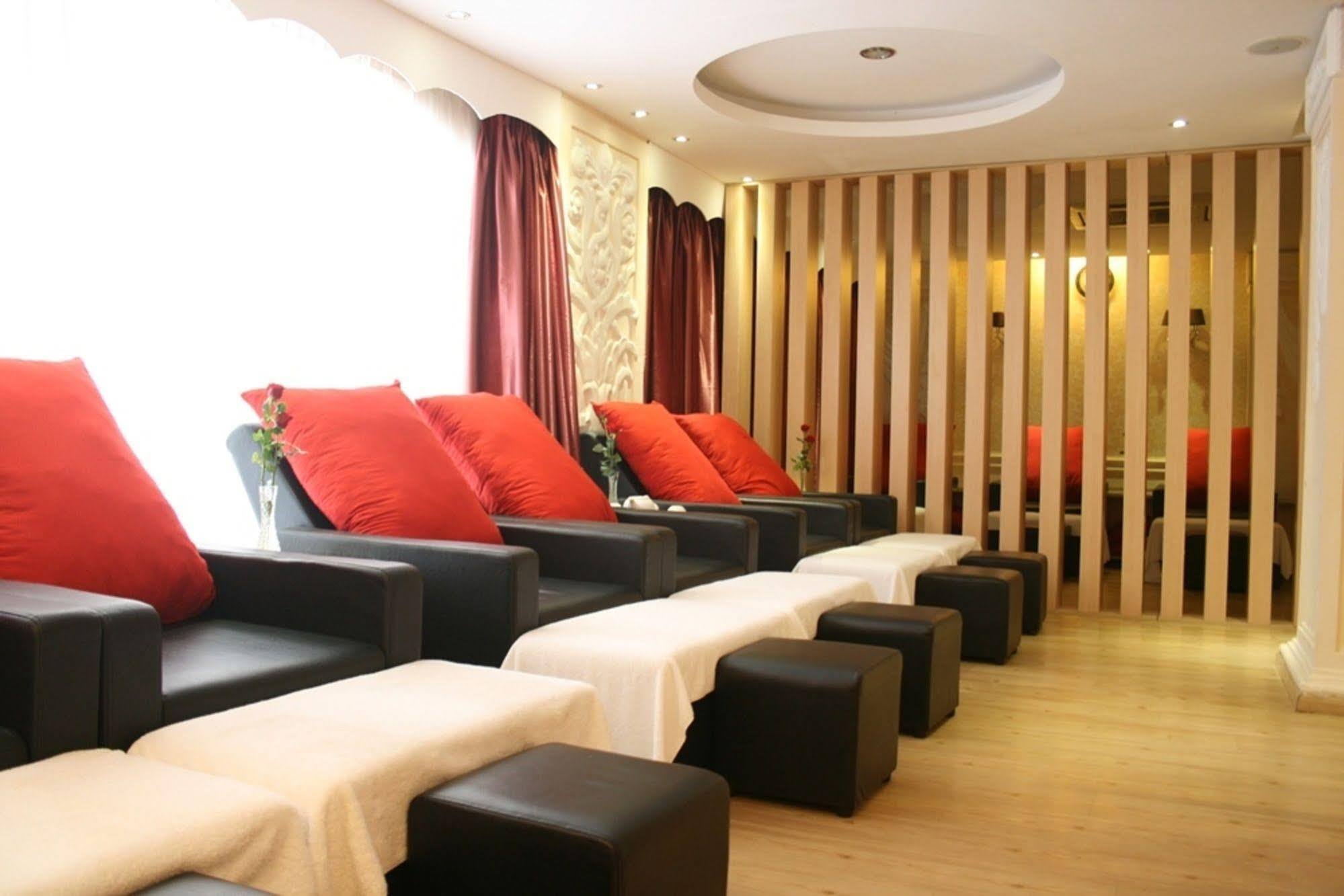 Sky Gem Hotel - Ben Thanh Ho Chi Minh Zewnętrze zdjęcie